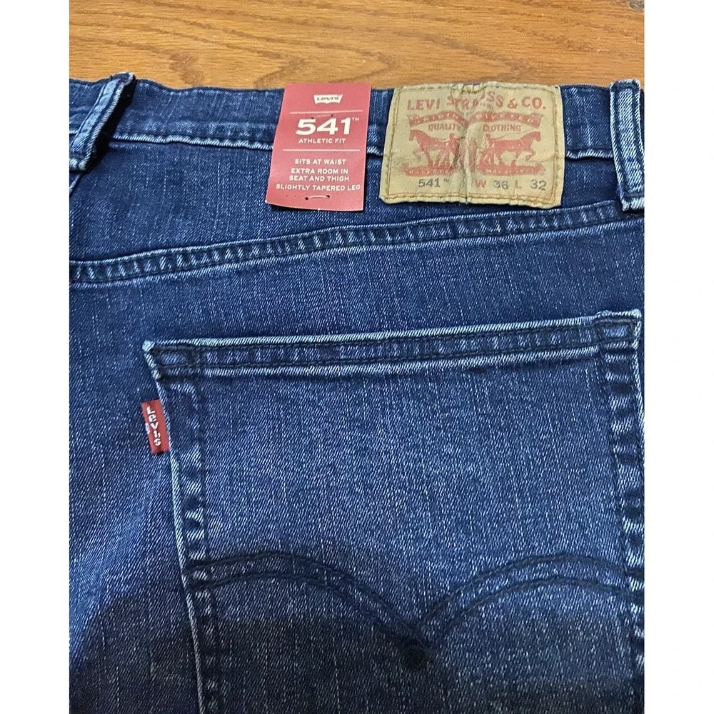 Levis new tags